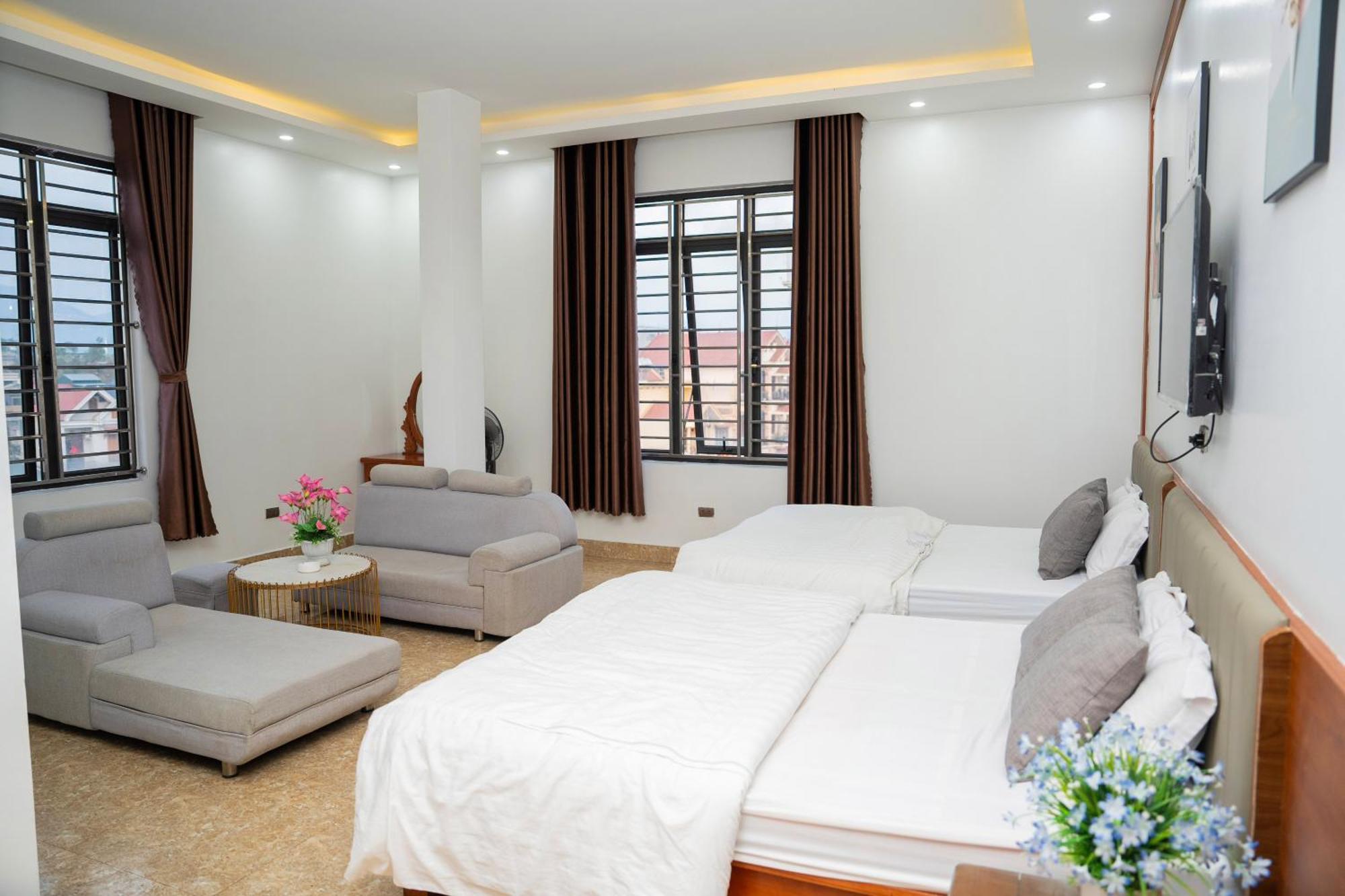 Phuong Hoa Hotel Uong Bi Extérieur photo