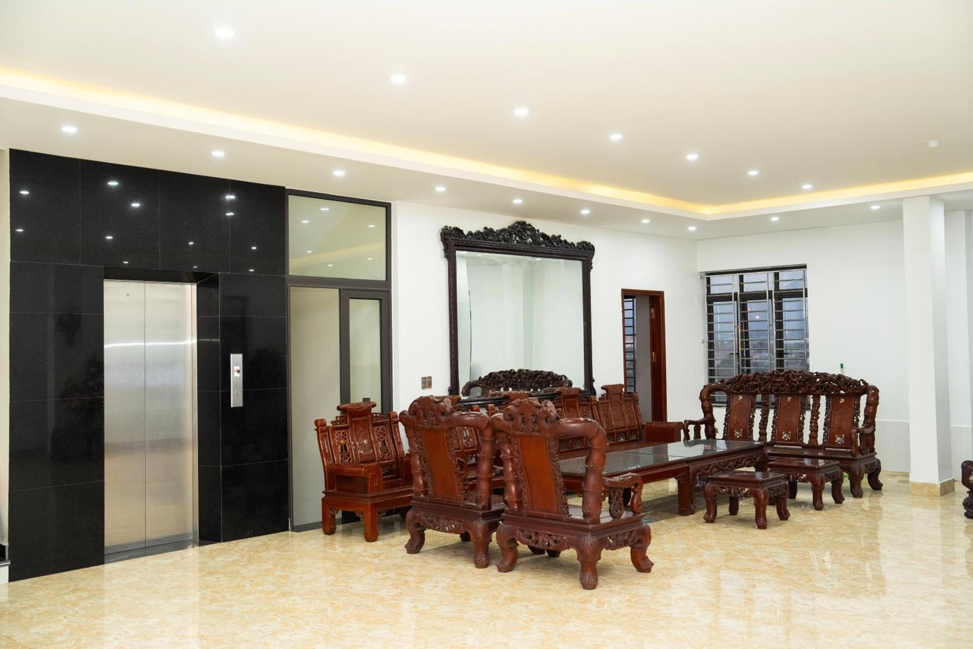 Phuong Hoa Hotel Uong Bi Extérieur photo